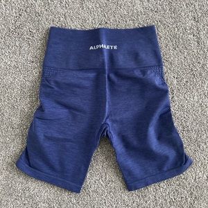 Alphalete Biker Shorts / S